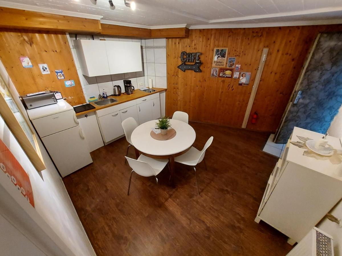 Basement Apartment Cologne Exterior photo